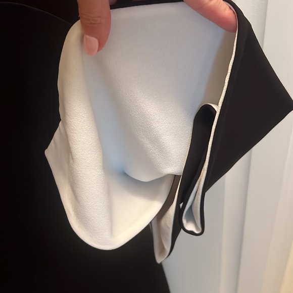 Calvin Klein Black Sheath Dress with Bell Sleeves 8 NWT - Picture 4 of 6